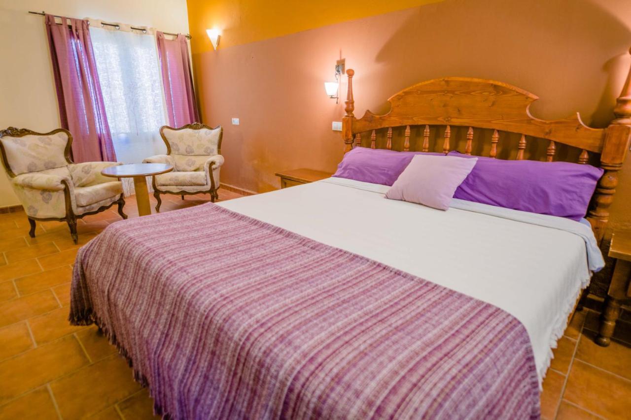 Hotel Rural Huerto Viejo Tesejerague Exteriör bild