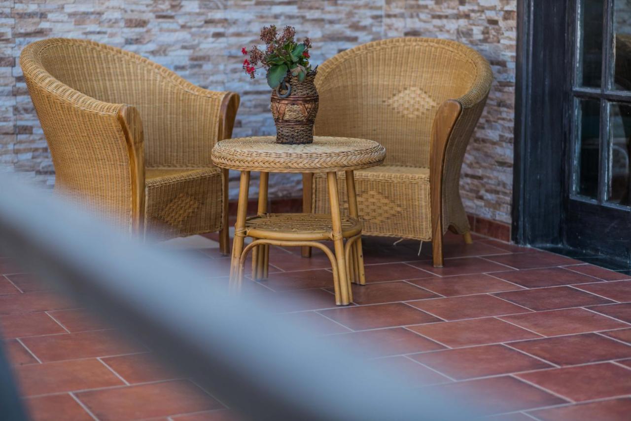 Hotel Rural Huerto Viejo Tesejerague Exteriör bild
